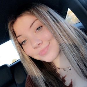 Meet your Posher, Kacey